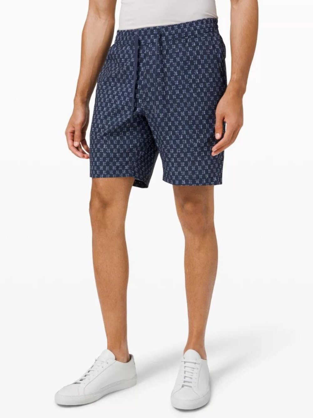 Men's  Lululemon Bowline Short 8" in Ikat Check White True Navy Size Medium